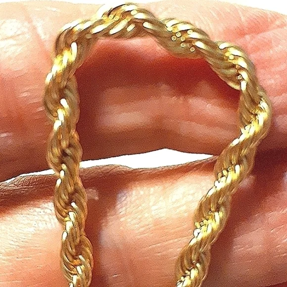 NWT: Gold ROPE CHAIN - Picture 3 of 5